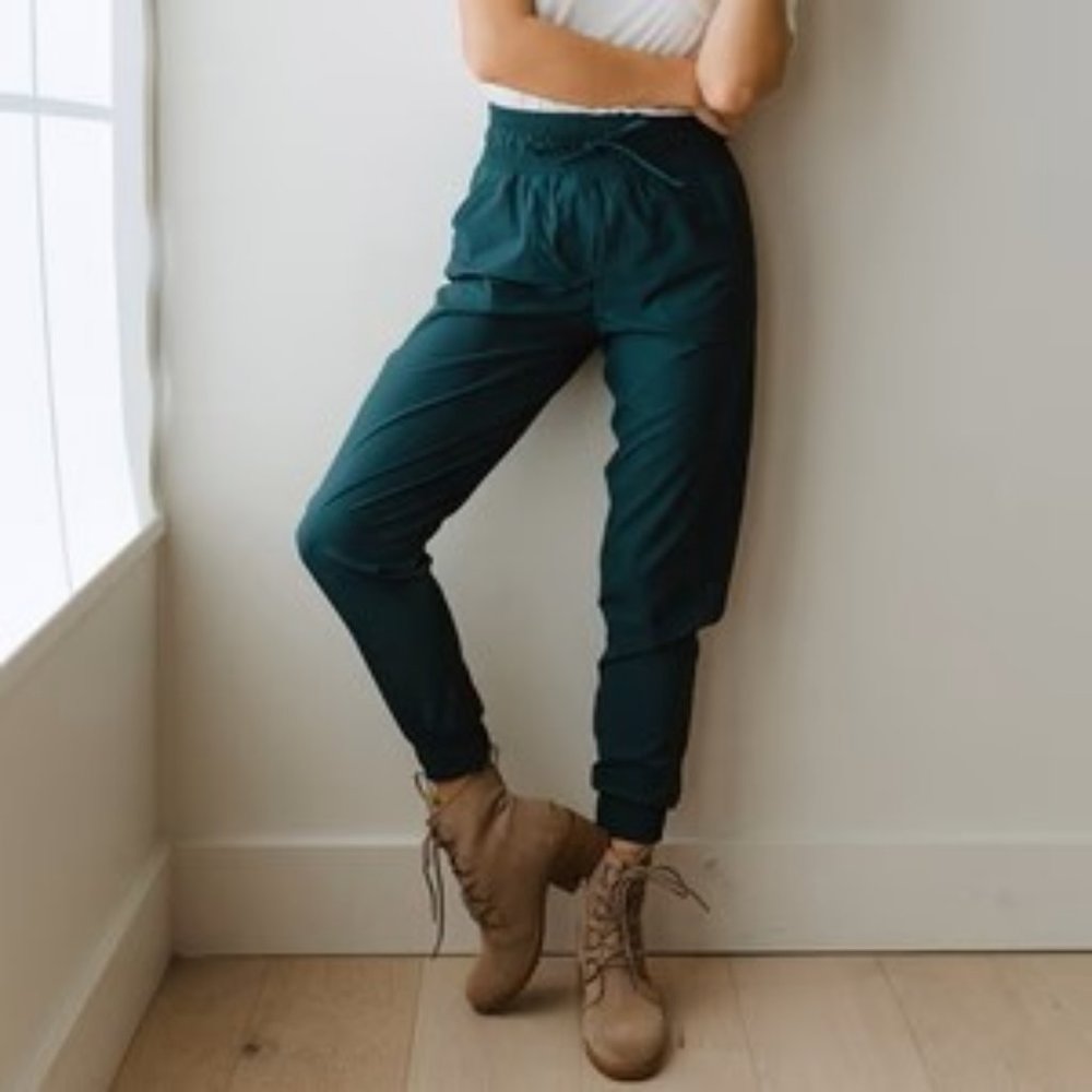ISO Albion Fit Destination Joggers Emerald Green